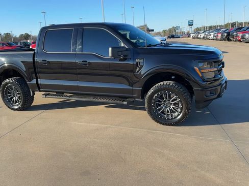 Used 2024 Ford F150 XLT w/ XLT Black Appearance Package image 9