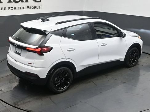New 2027 Chevrolet Bolt RS w/ LPO, All-Weather Package FWD image 18