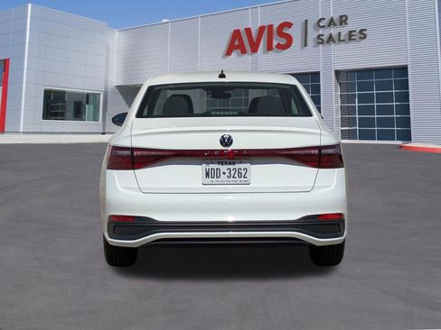 Used 2025 Volkswagen Jetta S image 7