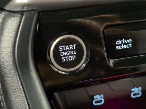 Used 2025 Audi Q5 Premium w/ 19" Wheel Package image 17