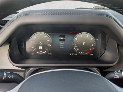Used 2026 Land Rover Defender 110 S AWD/4WD image 11