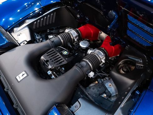 Certified 2014 Ferrari 458 Spider RWD image 19