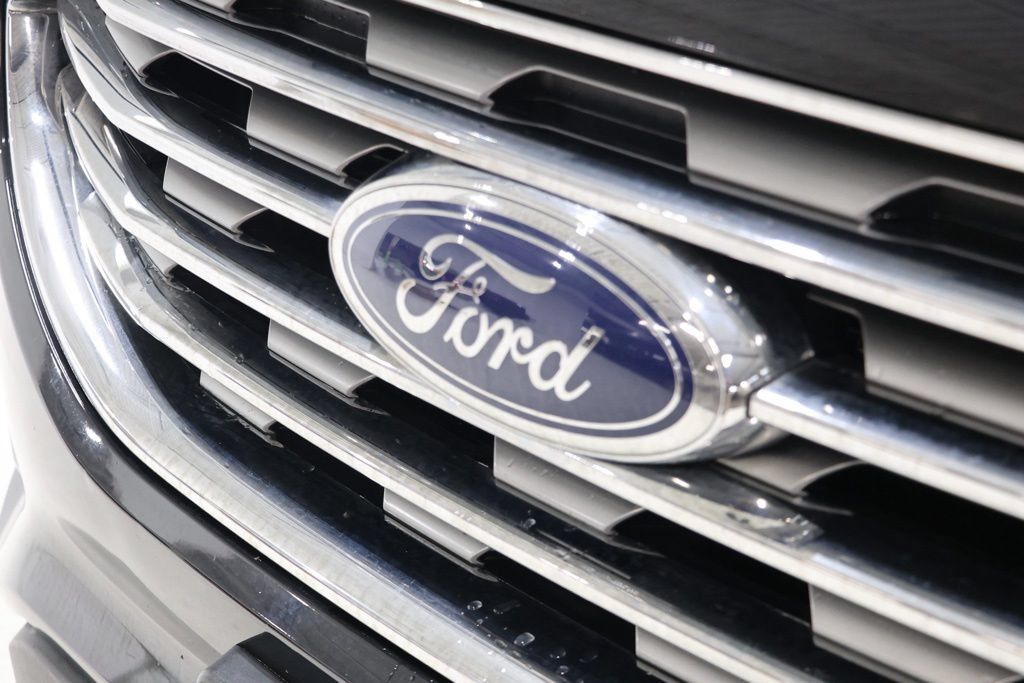 Used 2022 Ford Edge SEL AWD/4WD image 10