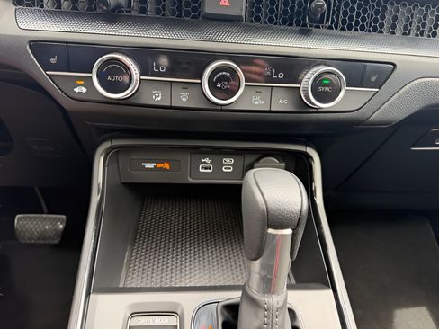 Certified 2024 Honda CR-V EX image 18