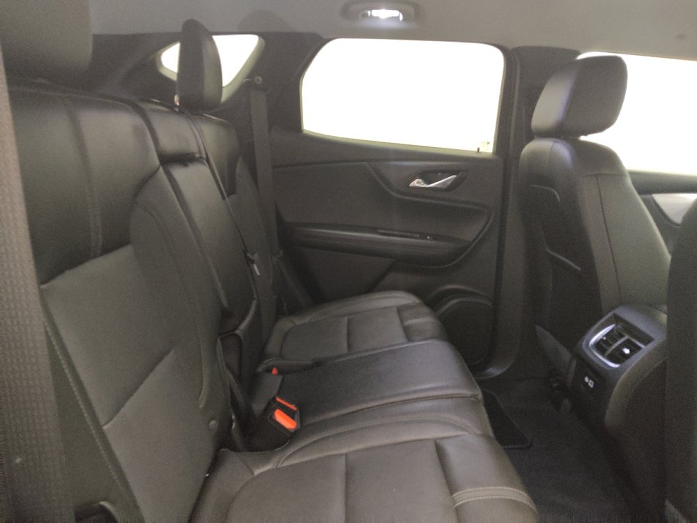 Used 2019 Chevrolet Blazer LT FWD image 19