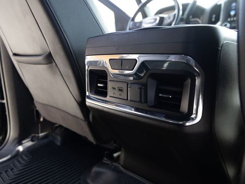 Used 2019 GMC Sierra 1500 Denali w/ Denali Ultimate Package AWD/4WD image 24