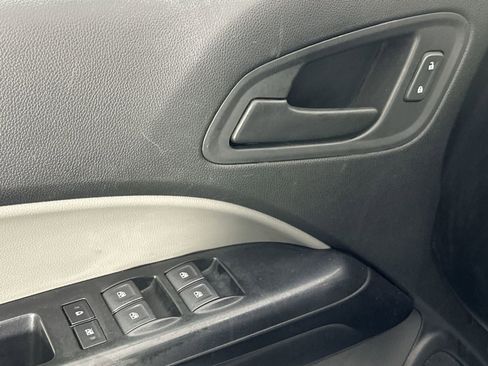 Used 2019 Chevrolet Colorado W/T w/ WT Convenience Package image 13