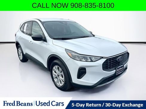 Certified 2025 Ford Escape Active AWD/4WD image 1