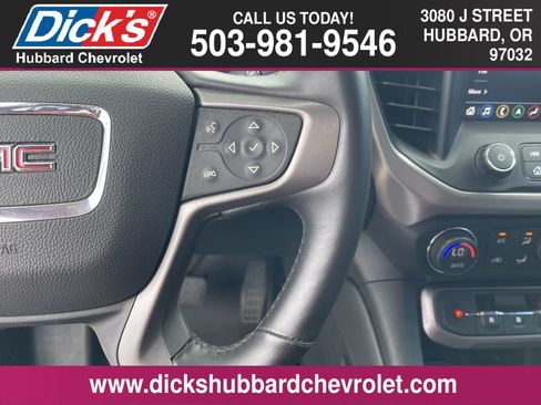 Used 2021 GMC Acadia AT4 w/ Technology Package AWD/4WD image 21