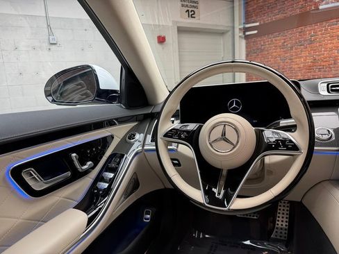 Used 2025 Mercedes-Benz S 580 4MATIC Sedan image 13