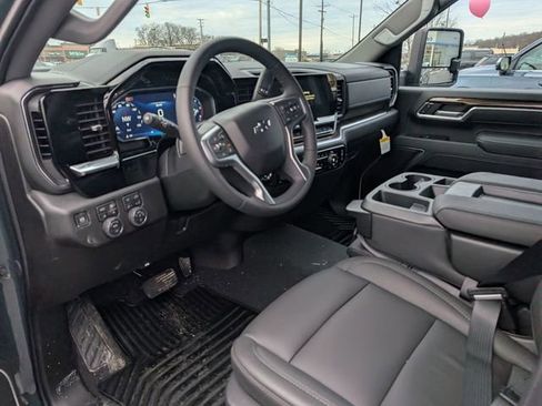 New 2026 Chevrolet Silverado 3500 LT w/ Trail Boss Package AWD/4WD image 13