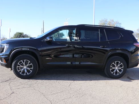 New 2026 GMC Acadia AT4 w/ Luxury Package image 4