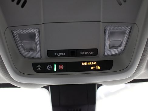Used 2024 Chevrolet Equinox LS FWD image 19