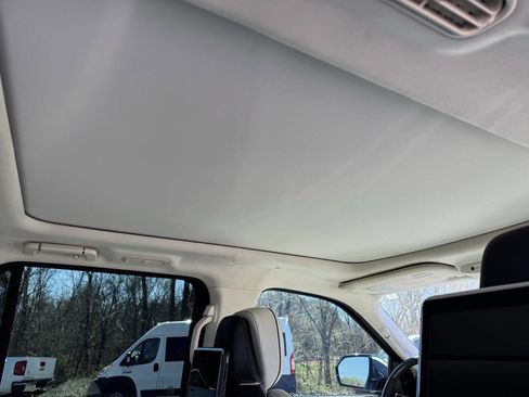 Used 2020 Lincoln Navigator L Black Label w/ Cargo Convenience Package image 11