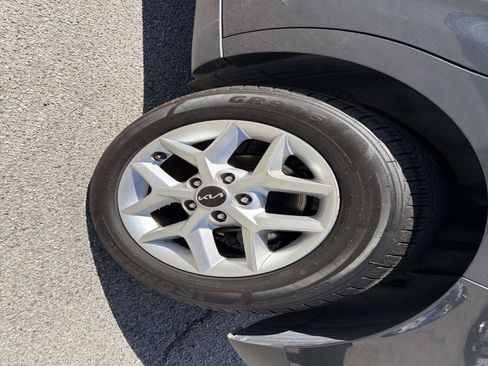 Used 2023 Kia Soul LX w/ Option Group 015 image 6