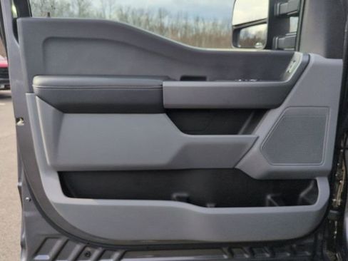 Used 2023 Ford F250 XL w/ STX Appearance Package image 19