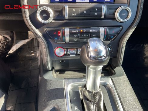 Used 2022 Ford Mustang Premium image 10
