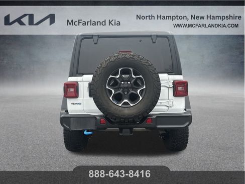 Used 2022 Jeep Wrangler Unlimited Rubicon 4xe w/ Cold Weather Group image 9