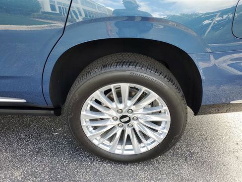 Certified 2025 Cadillac Escalade Premium Luxury image 32