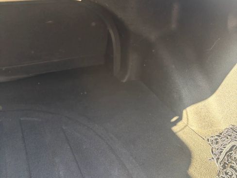 Used 2011 Kia Forte SX image 16