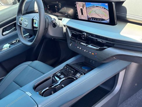 New 2026 Nissan Murano Platinum AWD/4WD image 9