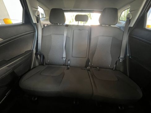 Used 2025 Kia Sportage LX image 38