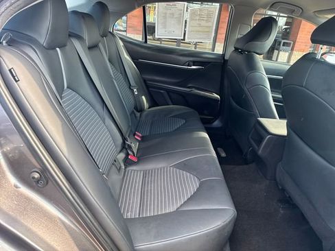 Used 2023 Toyota Camry SE image 27