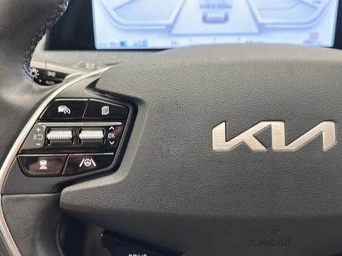 Used 2024 Kia EV6 Light AWD/4WD image 18