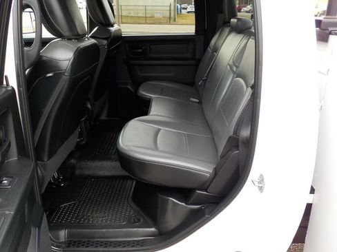 Used 2021 RAM 2500 Tradesman w/ Chrome Appearance Group image 23