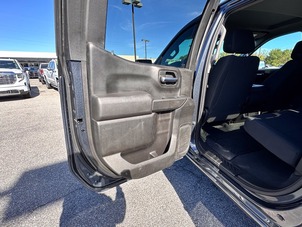 Certified 2021 Chevrolet Silverado 1500 Custom w/ LPO, Dark Essentials Package AWD/4WD image 25