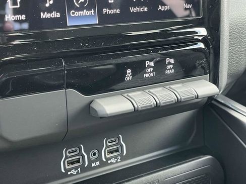 New 2025 RAM 1500 Big Horn AWD/4WD image 25