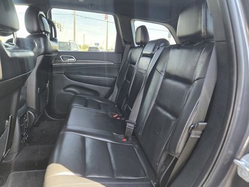 Used 2018 Jeep Grand Cherokee Limited AWD/4WD image 31