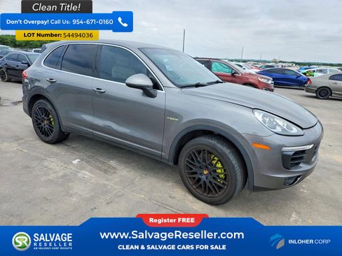 Used 2015 Porsche Cayenne S AWD/4WD image 5