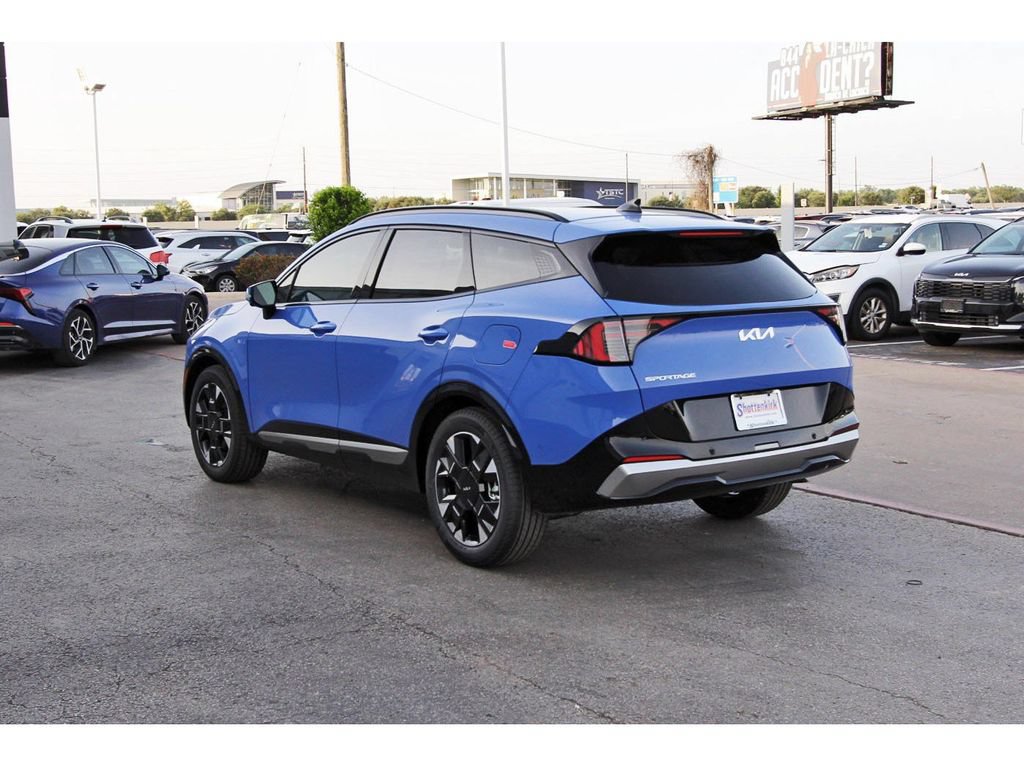 New 2026 Kia Sportage SX FWD image 6