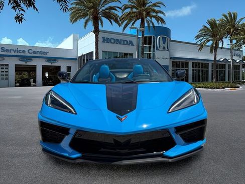 Used 2023 Chevrolet Corvette Stingray Premium Conv w/ Z51 Performance Package RWD image 3