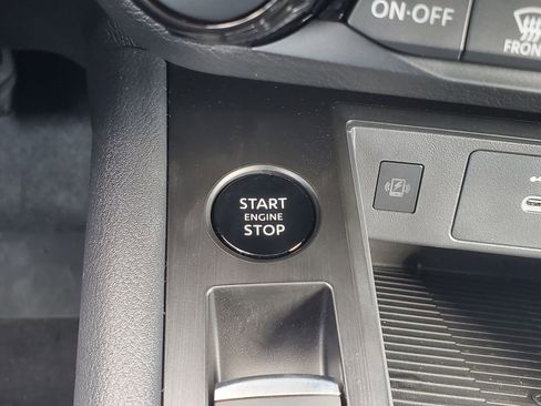 New 2026 Nissan Kicks SV image 18