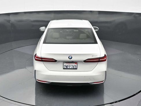 Used 2026 BMW 530i RWD image 21