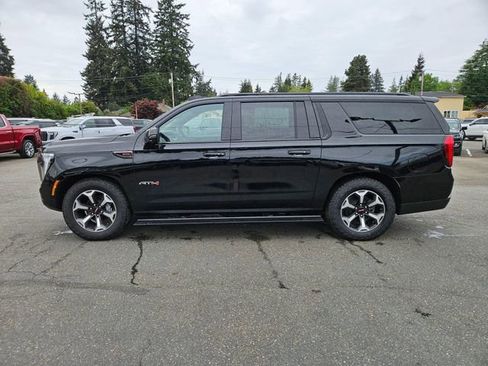 New 2026 GMC Yukon XL AT4 Ultimate AWD/4WD image 2