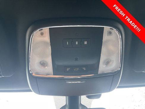 Used 2018 Jeep Grand Cherokee Altitude image 32