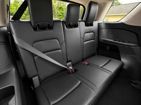 Used 2024 Nissan Pathfinder SL FWD image 31