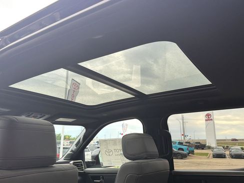 New 2026 Toyota Tundra Limited AWD/4WD image 11