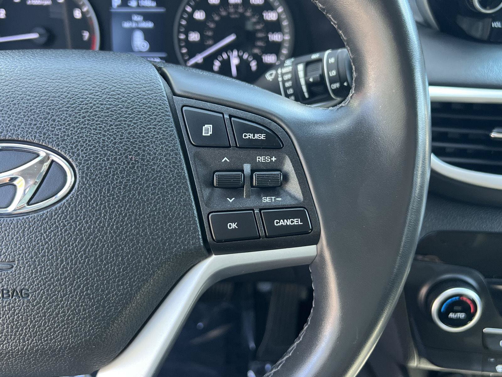 Used 2021 Hyundai Tucson Limited AWD/4WD image 28