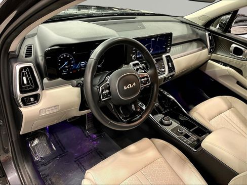 Used 2023 Kia Sorento SX Prestige AWD/4WD image 17