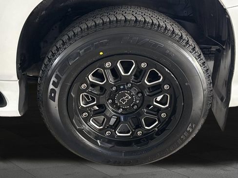 Used 2020 Lexus GX 460 Premium w/ Premium Package image 24