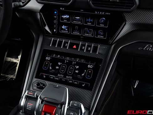 Used 2024 Lamborghini Urus Performante image 34