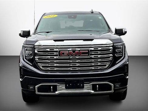 Used 2024 GMC Sierra 1500 Denali w/ Denali Reserve Package image 3