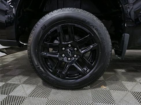 Used 2023 Chevrolet Silverado 1500 Custom image 15