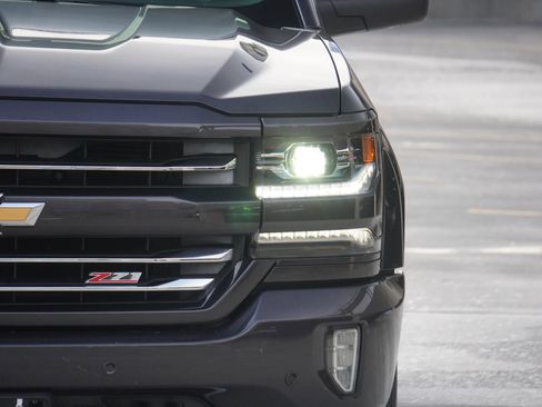 Used 2016 Chevrolet Silverado 1500 LTZ Z71 w/ LTZ Plus Package AWD/4WD image 26