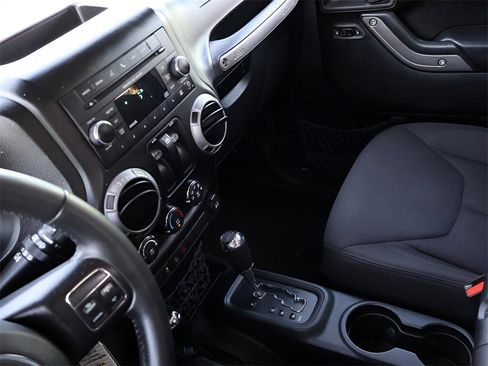 Used 2013 Jeep Wrangler Sport image 18