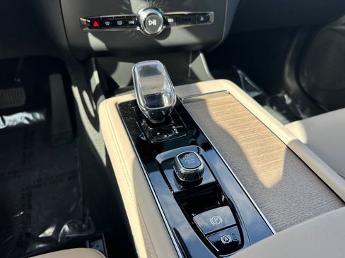 Used 2026 Volvo XC90 B5 Plus w/ Protection Package Premier image 14